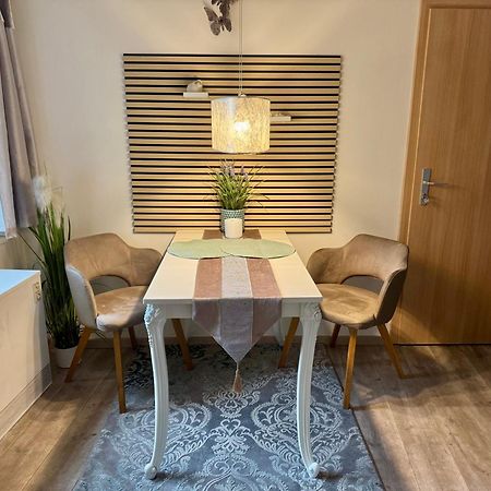 Wohnung Mit Charme, Netflix Rheinstetten Exteriér fotografie